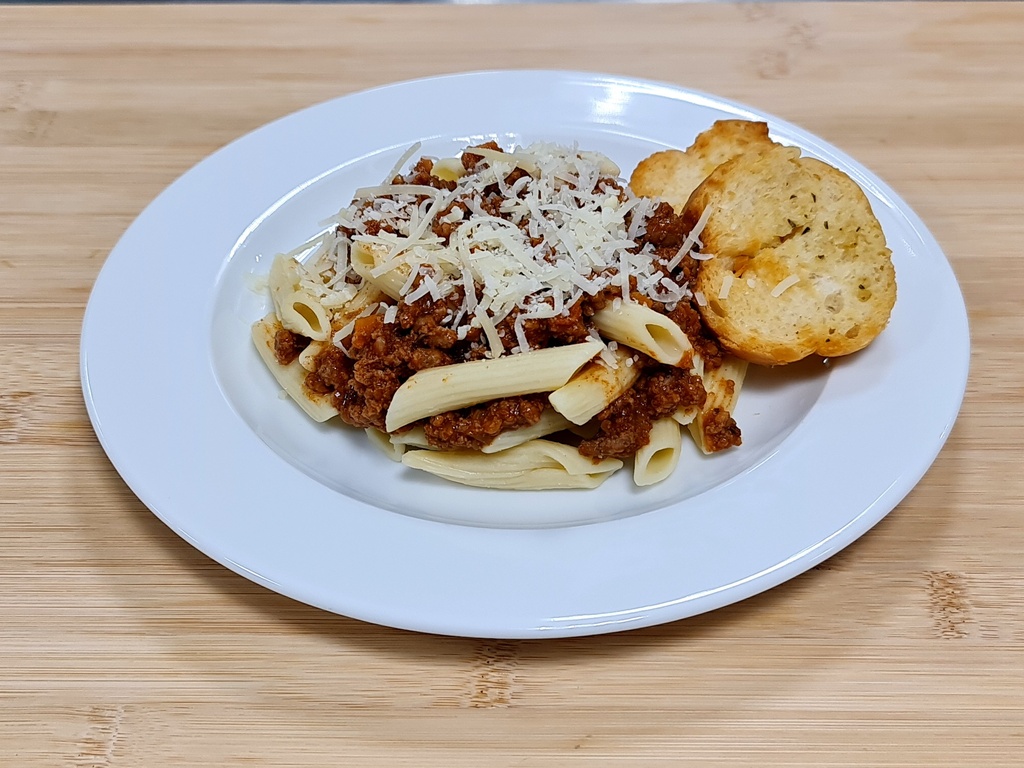 Penne Pasta with Bolognaise Sauce